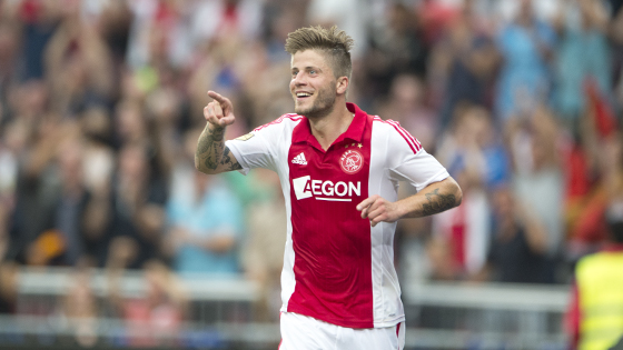 映了各国在 映了各国在