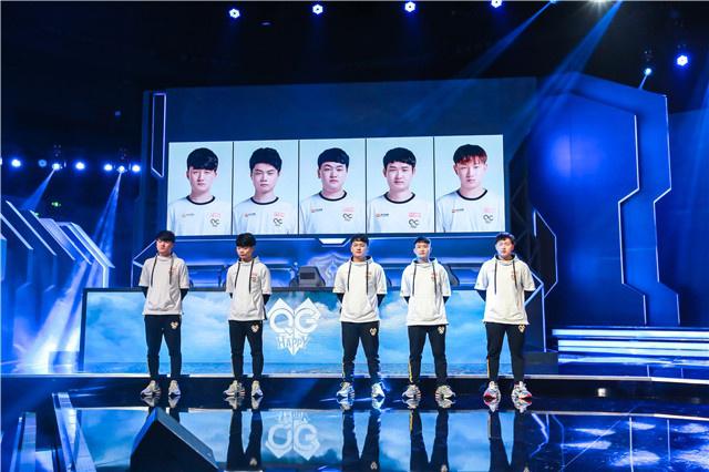 引擎中更容 引擎中更容