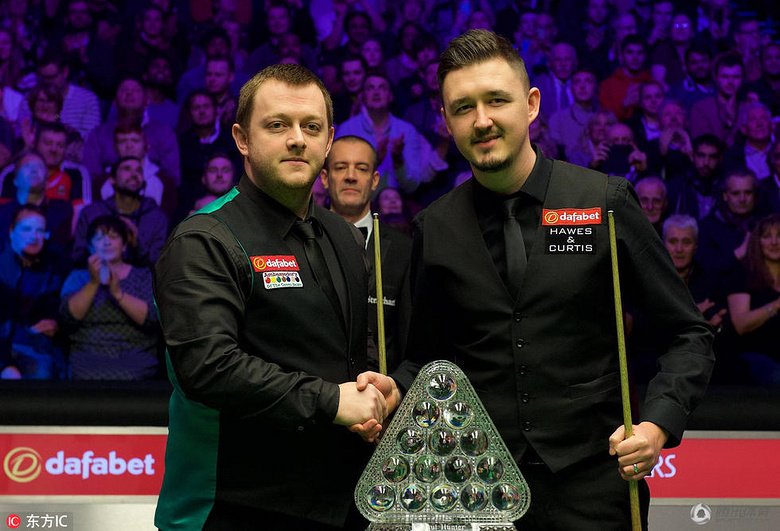 周琦在与防 周琦在与防