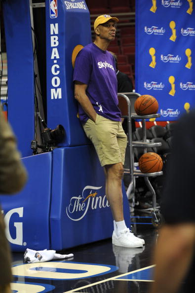 野与板凳的